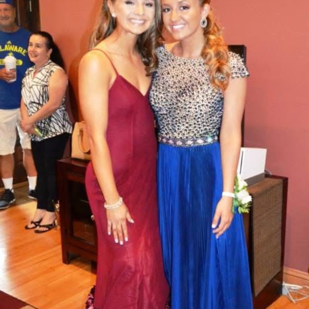 Prom dress - Sherri Hill Elegant Royal Blue and Gold beaded Women's Dress - Picture 4 of 13